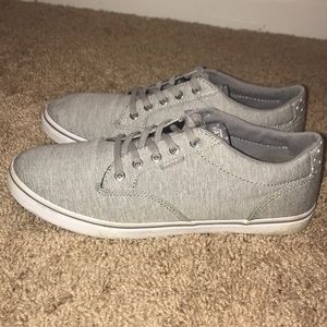 Women’s grey vans